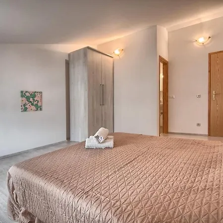 Daire Apartman Anastasia